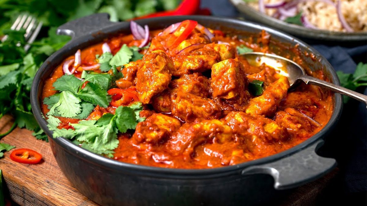 chicken-madras-curry-hot-bawarchi